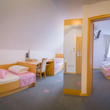 Nena 크라니스카고라