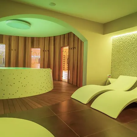 Nena Bed & Breakfast 3*